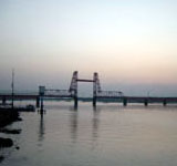 ���s���J��